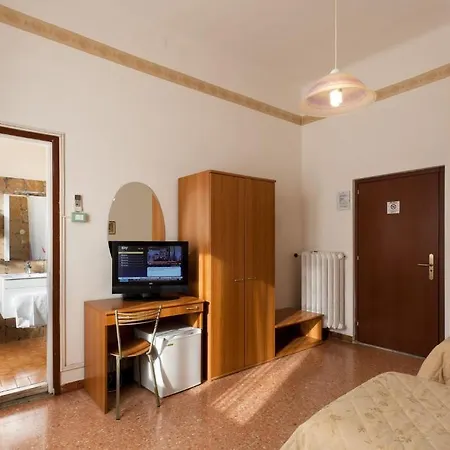 Parking Giardino Hotel