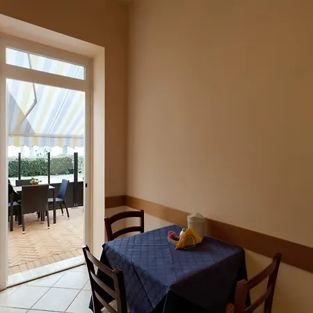 Hotel Parking Giardino 3*