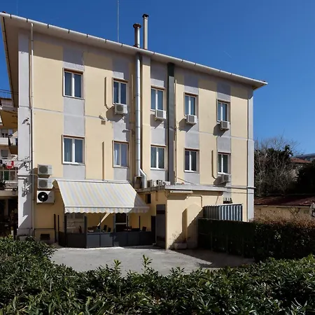 Parking Giardino Livourne