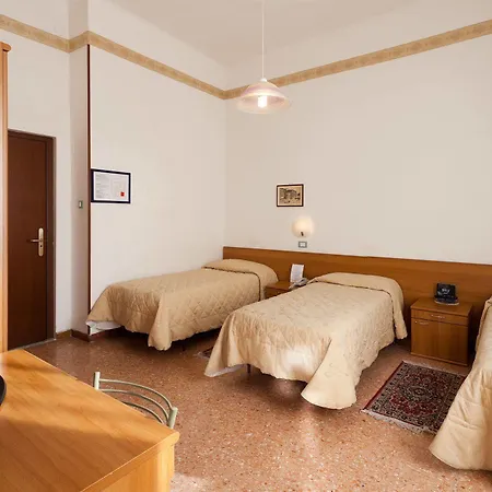 Hotel Parking Giardino Livorno