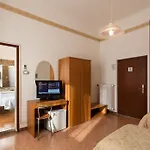 Parking Giardino Otel