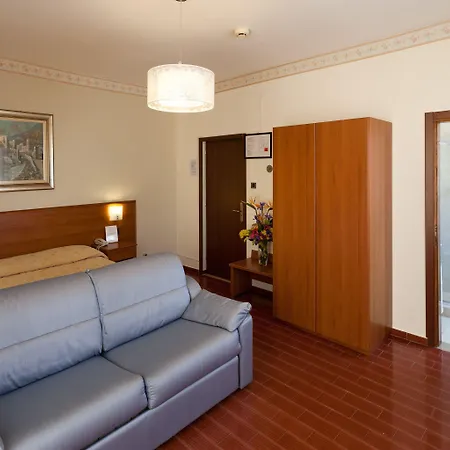 Otel Parking Giardino