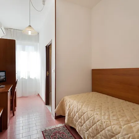 Otel Parking Giardino 3*