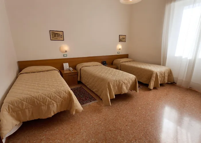 Parking Giardino Hotel Livorno